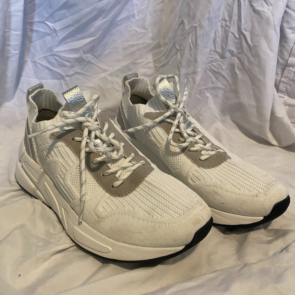 JustFab Sneakers